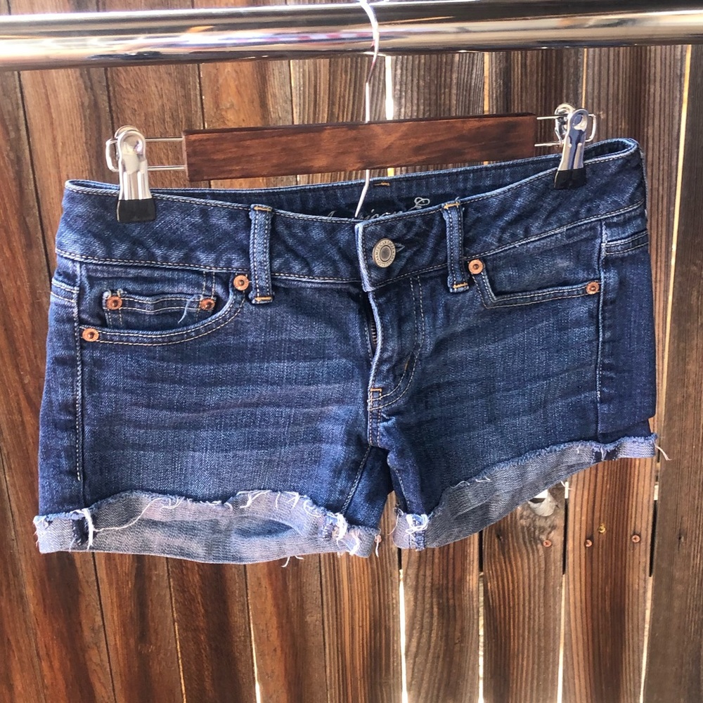 AMERICAN EAGLE JEAN SHORTS SIZE 2